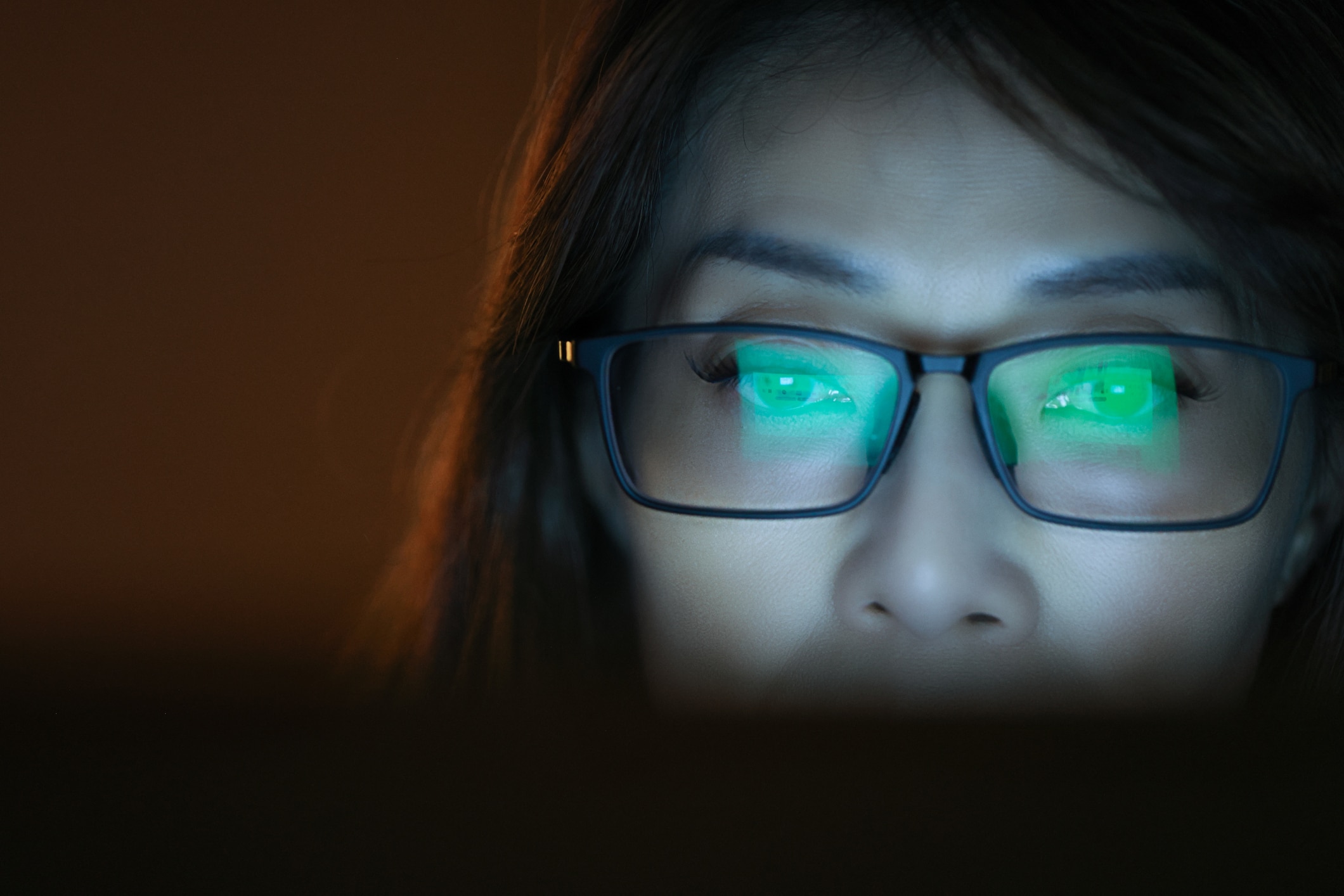 “Digital Eye Detox: A Guide to Healthy Eye Habits in the Cyber Age”